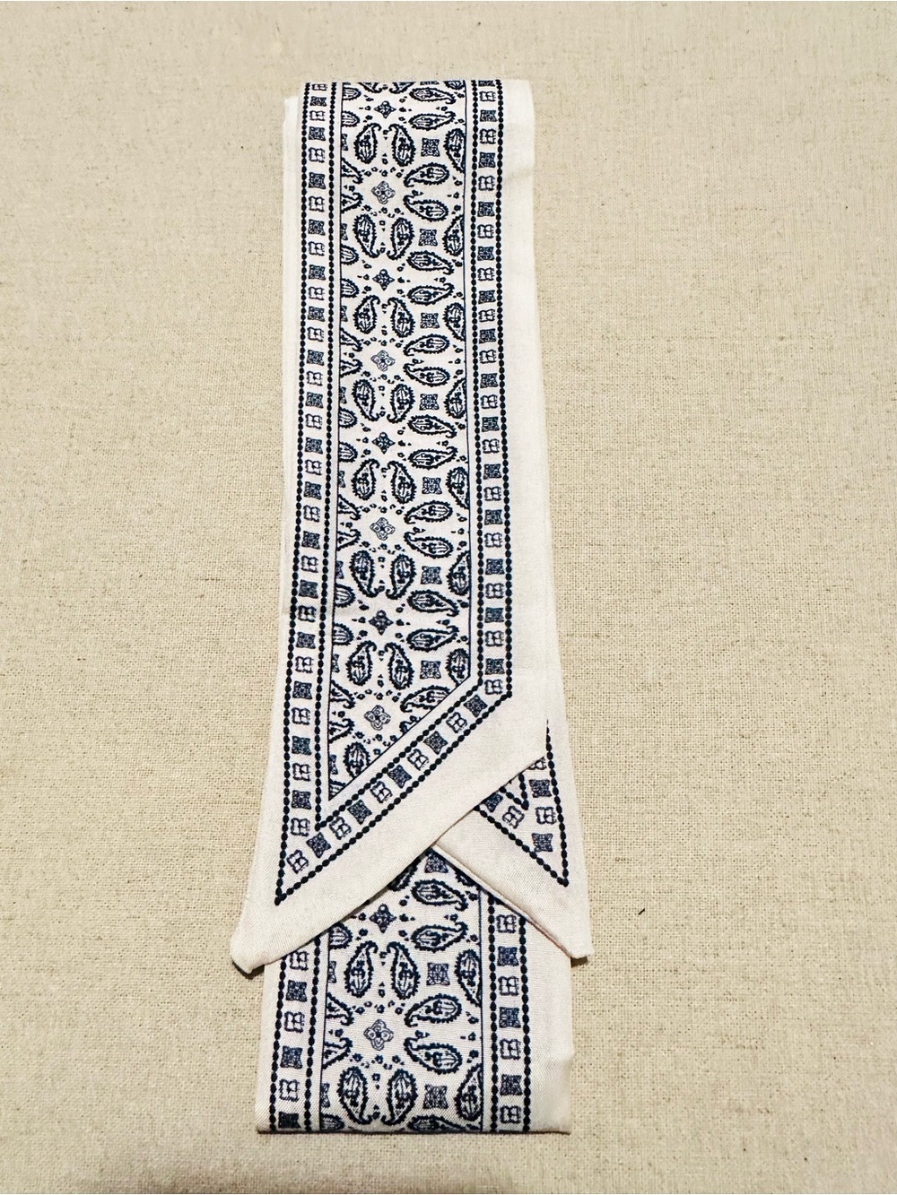 Boutique | Scarf | Navy & Cream Twilly